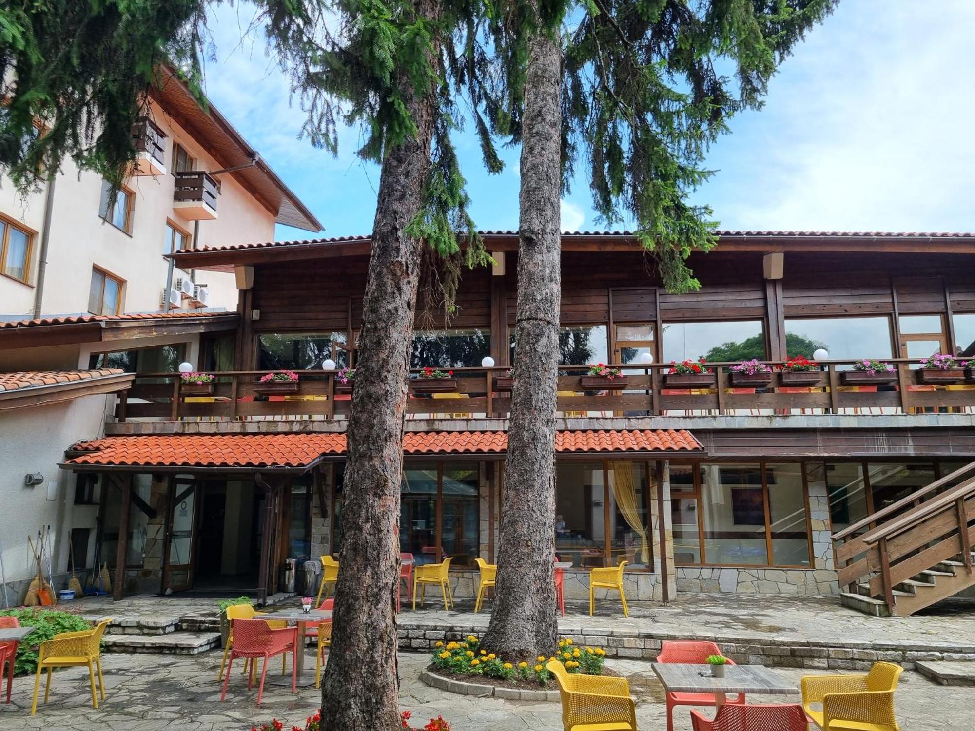 Hotel Pirin Bansko Exterior photo