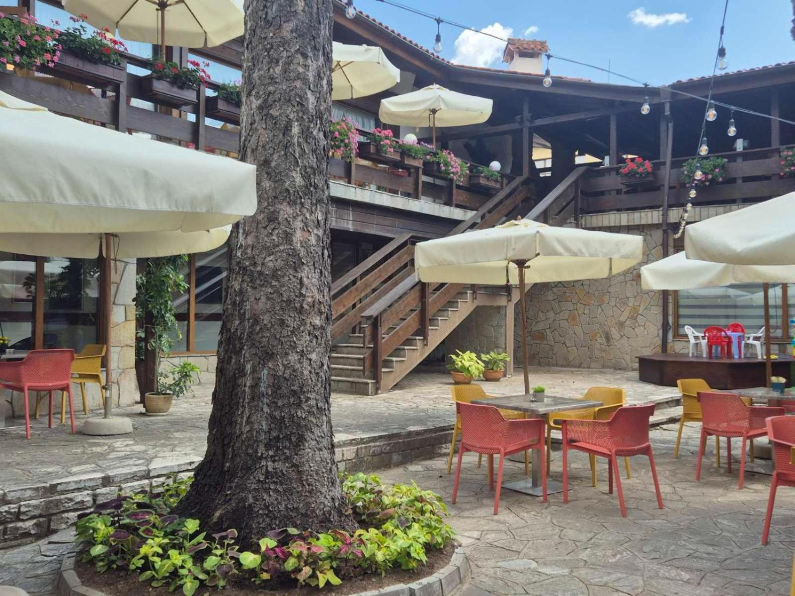 Hotel Pirin Bansko Exterior photo